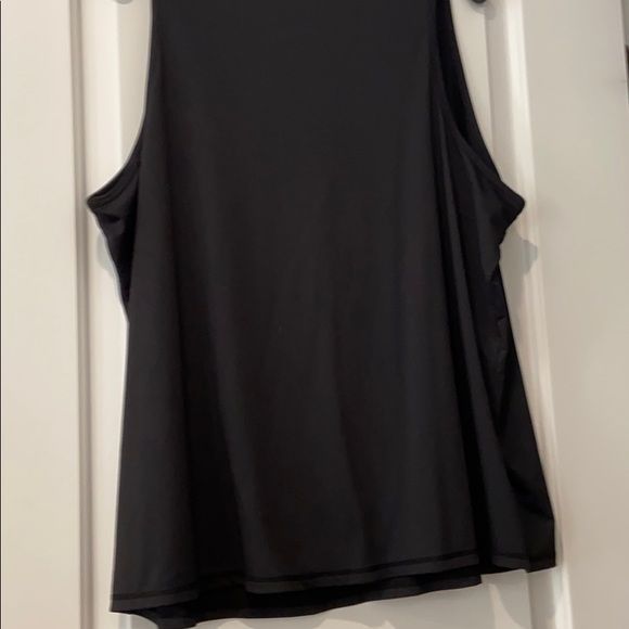 Fashion to Figure Sz 2 Active stretchy tank plus size shirt top - Picture 5 of 5